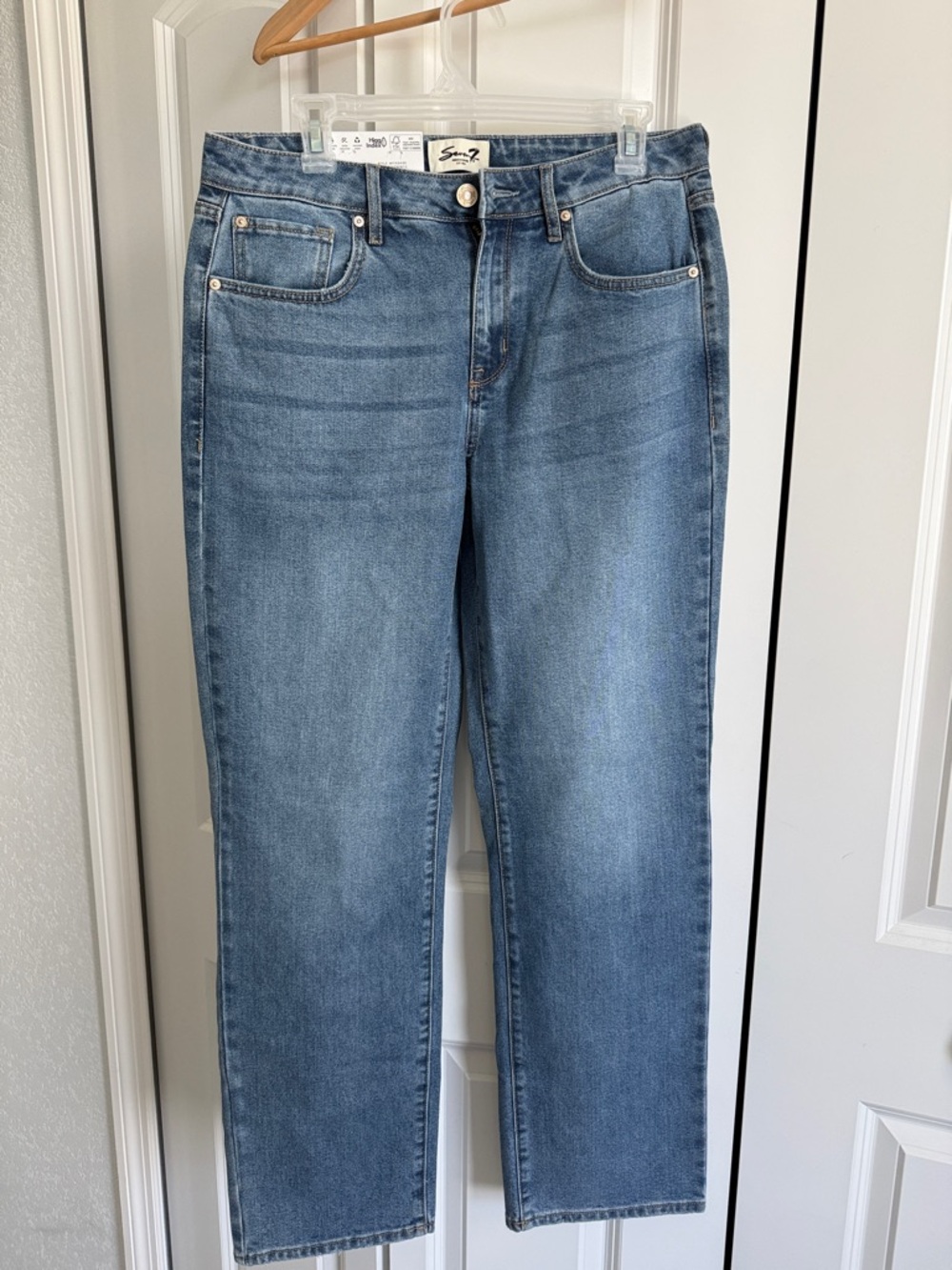 Seven 7 Straight-Leg Jeans in Medium Blue Wash